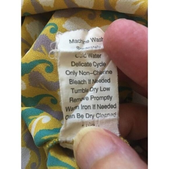 Cabi Womens Tank Top Sz Small Sea Horses Greens Pleated Neck Spaghetti Straps - Picture 10 of 10